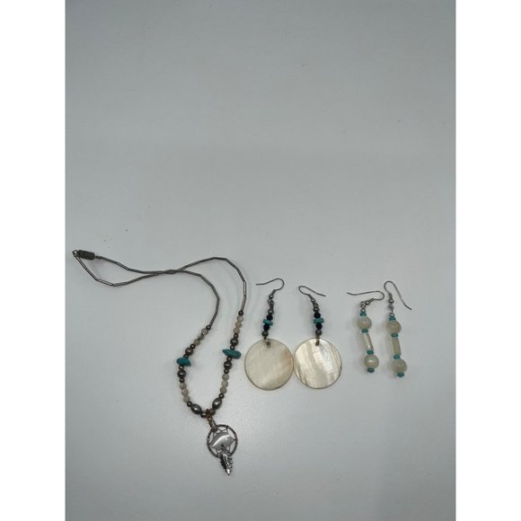 Native American Beaded Earring Set of 2 With Necklace - Picture 2 of 5